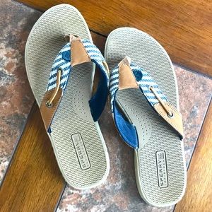 Sperry Flip Flips